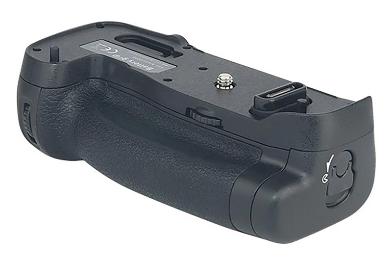 nikon MB-D17 battery grip