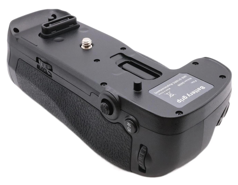 nikon MB-D18 battery grip